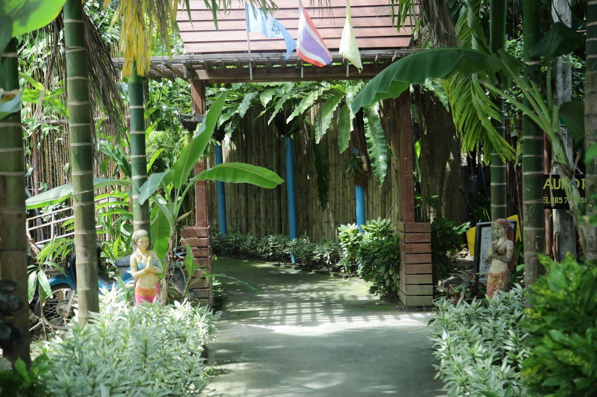 Oyo 585 Freedom Hostel @ Phi Phi Eksteriør billede