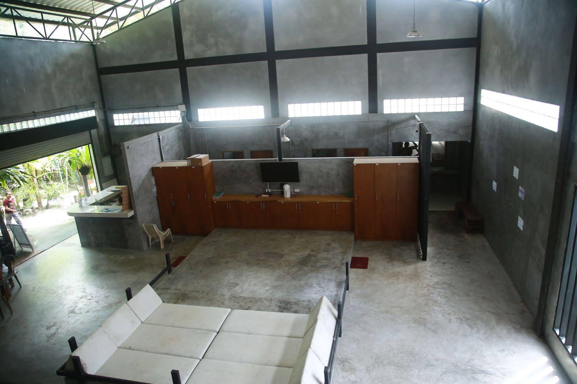Oyo 585 Freedom Hostel @ Phi Phi Eksteriør billede
